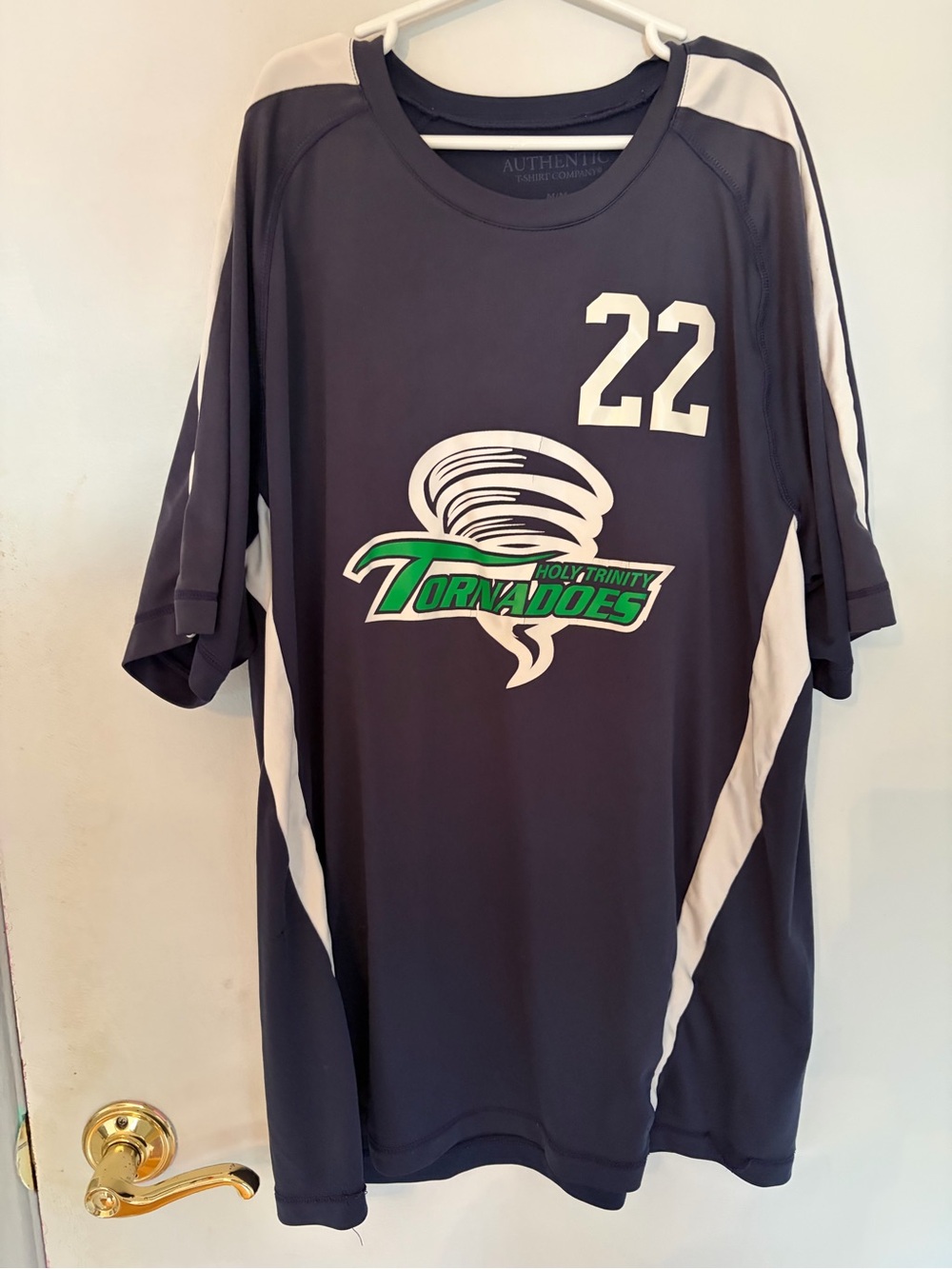 Men’s Holy Trinity Tornadoes Jersey Size Medium